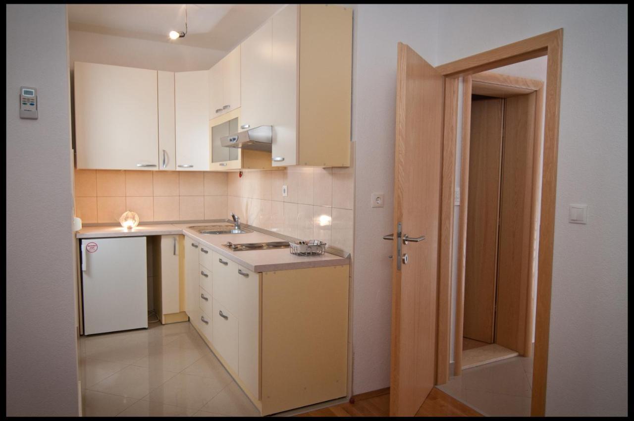 Kaštela Villa Apartments Joseph מראה חיצוני תמונה